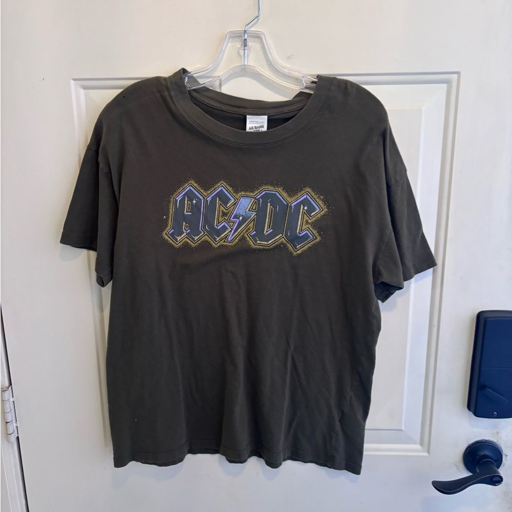American Eagle Outfitters AC/DC Band Tee in Olive - Picture 2 of 6